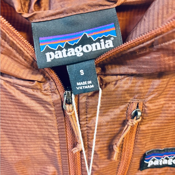 NWT Patagonia Houdini Lightweight Hooded Windbreaker Jacket Burgundy Small - Picture 7 of 10